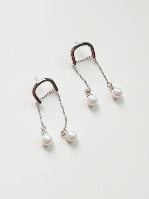 Jolie Silver Sterling silver synthetic pearls horseshoe buckle earrings