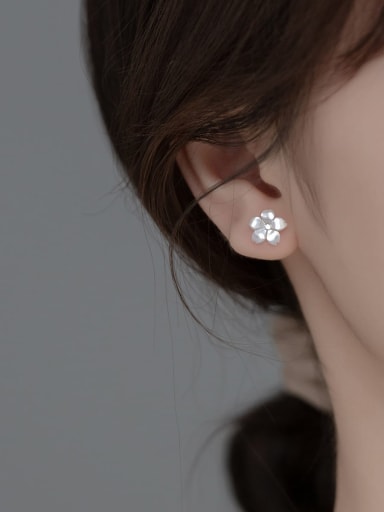 925 Sterling Silver With Shell Flower Stud Earrings