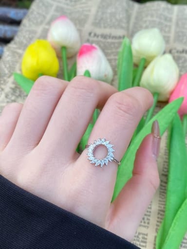 925 Sterling Silver With White Gold Plated Delicate Flower Band Rings