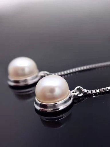 Simple Freshwater Pearl threader earring