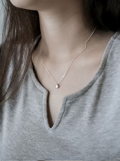 Simple Little Water Drop Pendant Smooth Silver Necklace