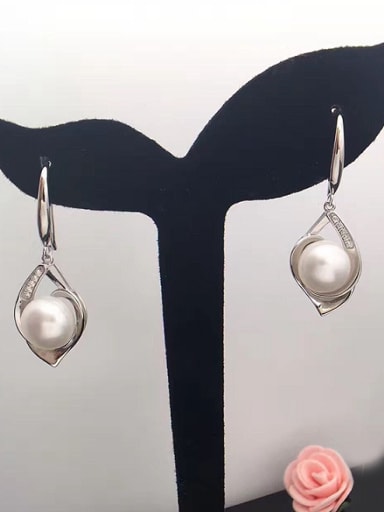 Freshwater Pearl Geometrical drop earring