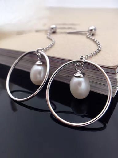 Fashion Oblate Freshwater Pearl Loop drop earring