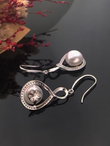 Freshwater Pearl Eight-shaped hook earring