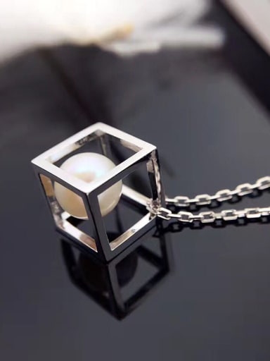 Freshwater Pearl Hollow Cube Necklace