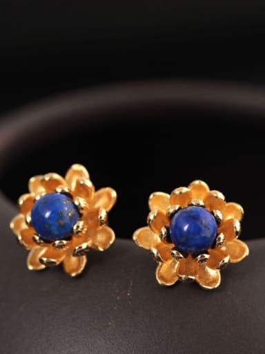 Beautiful Small Flower stud Earring