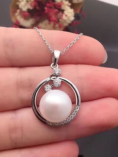 Fashion Freshwater Pearl Hollow Round Necklace