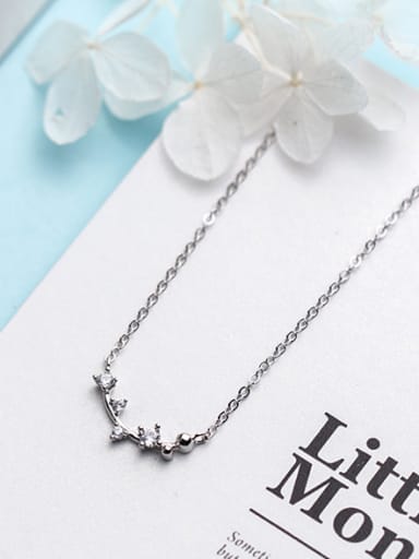 Fresh Leaf Shaped S925 Silver Zircon Necklace