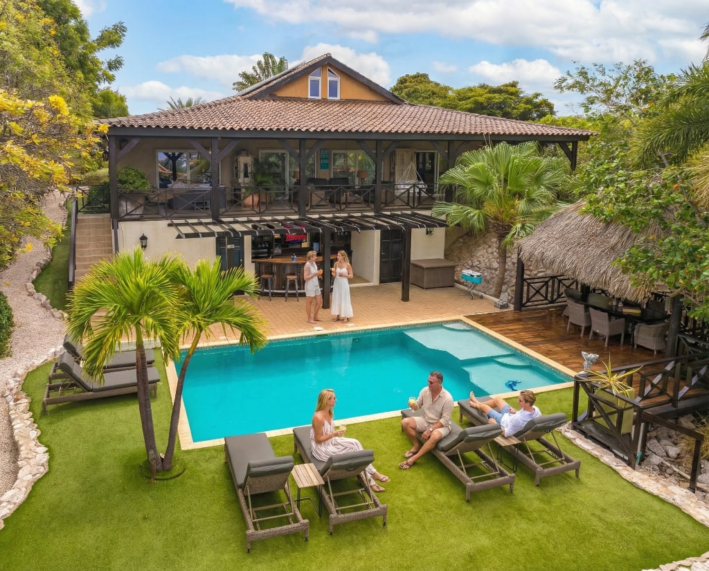 Bayside Hill estate and pool in Curaçao