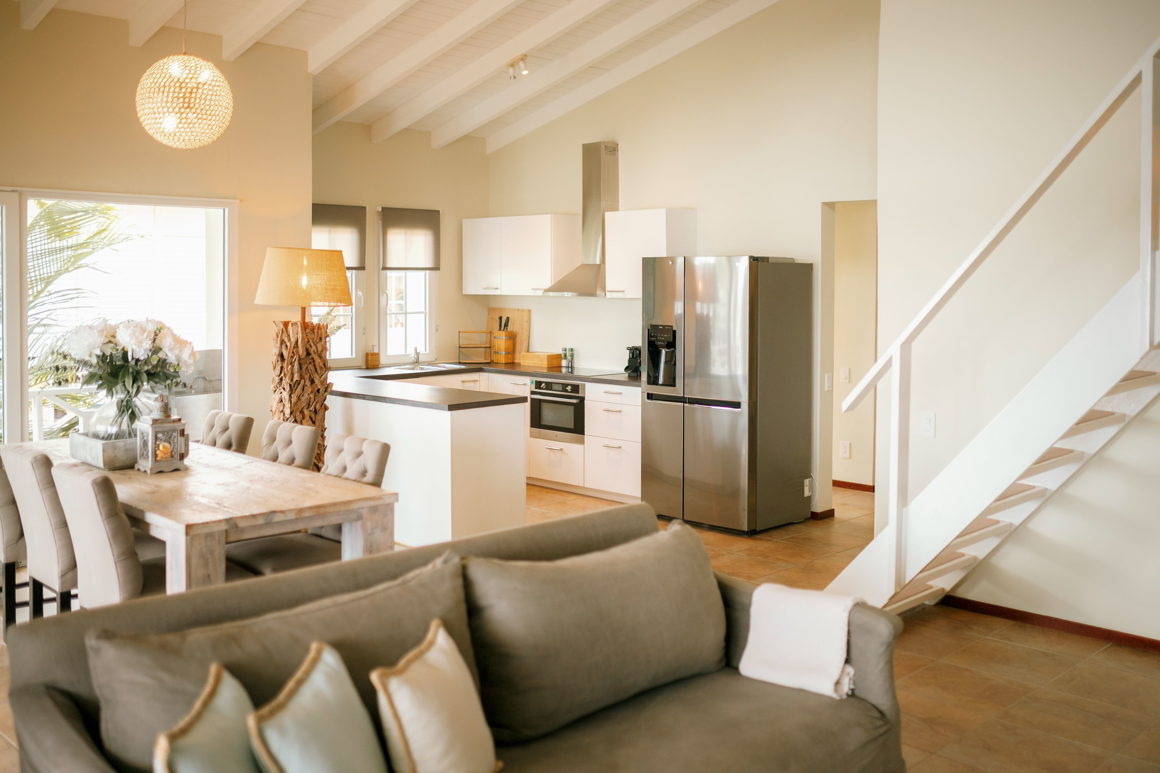 Sunshine Bay — The Living Room.