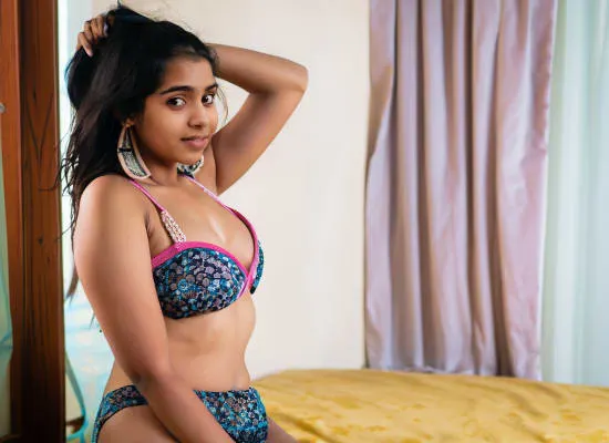 SExy A-level Escorts in Delhi