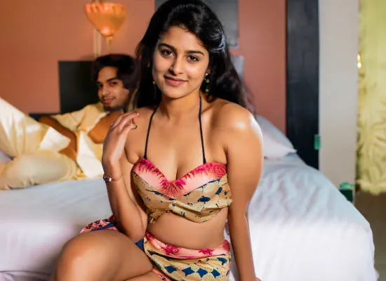 College Escorts in Delhi