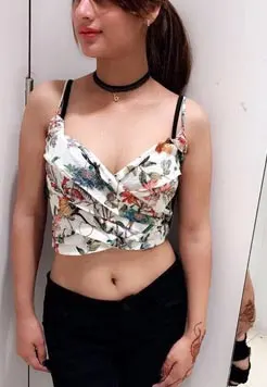 Sexy Girls in Delhi