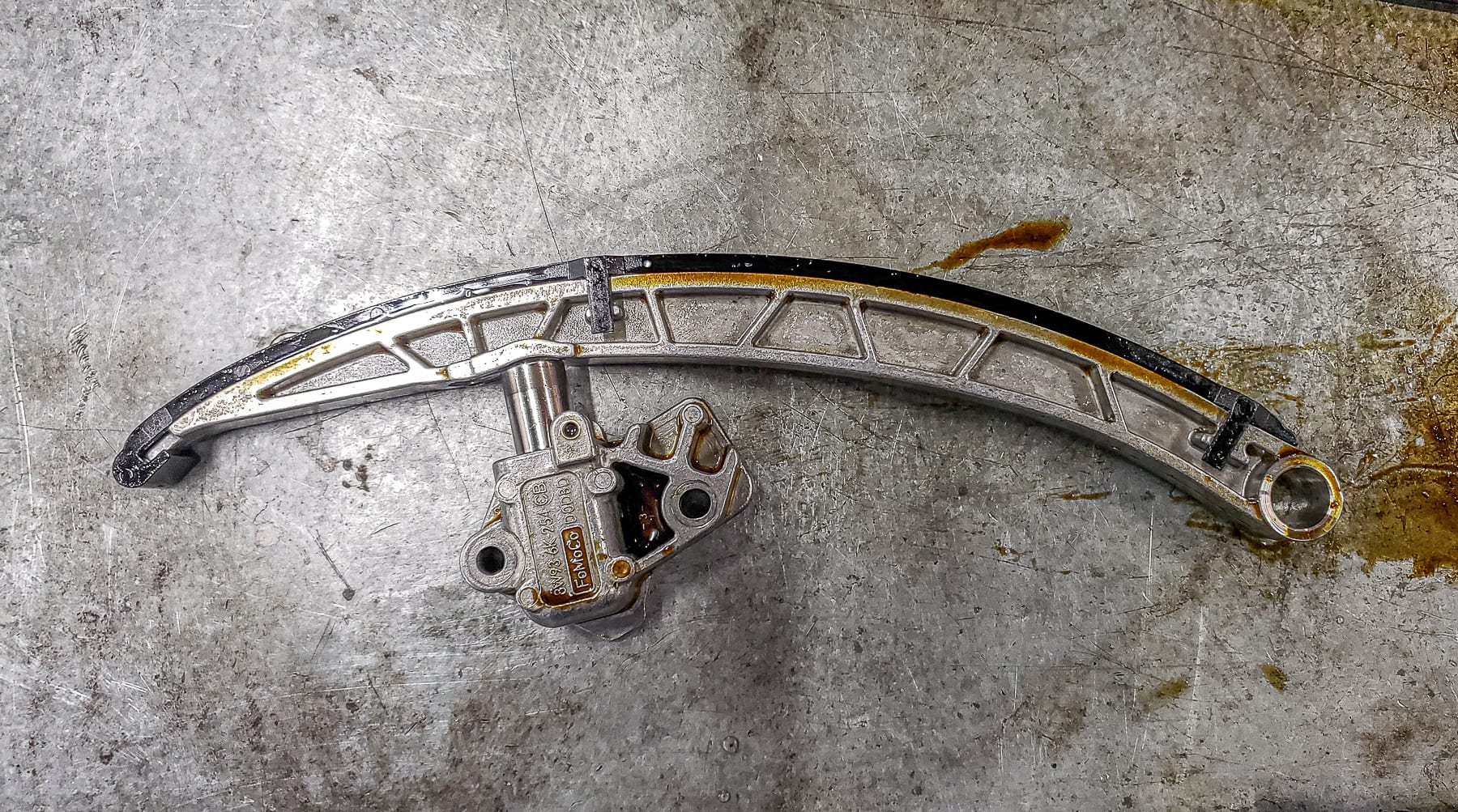2014RangeRover_TimingChain-132420
