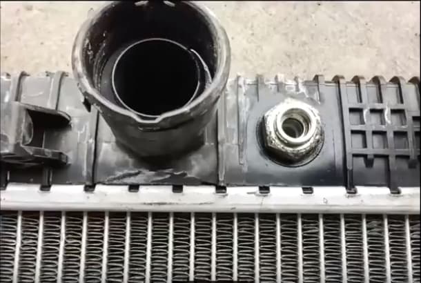 2010 Mercedes Benz C350 4 Matic; Radiator Repair 2