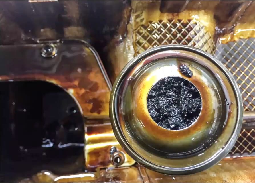 1999 Range Rover Plugged Engine Oil Pickup Tube 2