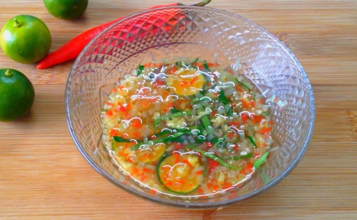 Nước chấm ốc đủ vị