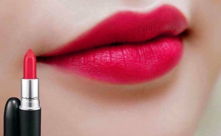 Đỏ hồng lãng mạng với MAC Relentlessly Red