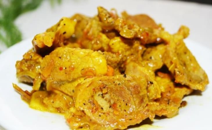 Thịt kho nghệ gừng