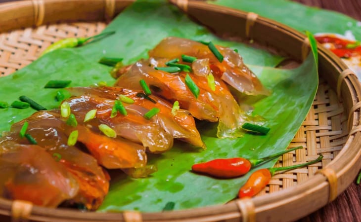 Bánh bột lọc Huế sẽ khiến bạn quên lối về