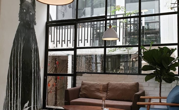 Charme Cafe Hanoi thuộc top những quán cafe view đẹp Hà Nội