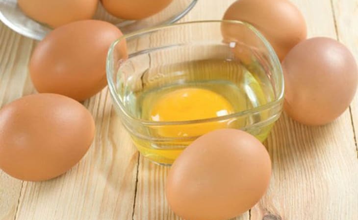 Nên sử dụng lòng trắng trứng nhiều hơn lòng đỏ