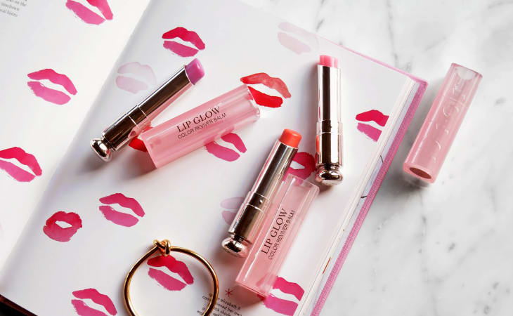 Son dưỡng trị thâm môi có màu Dior Addict Lip Glow