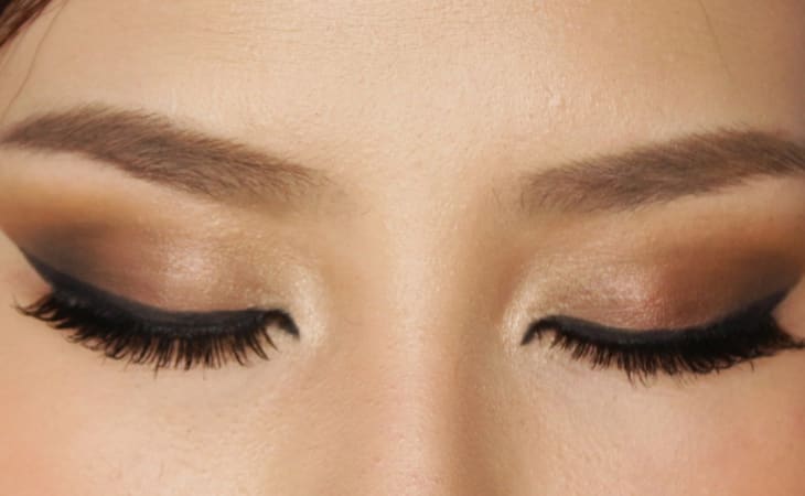 Đánh mắt khói nude quyến rũ
