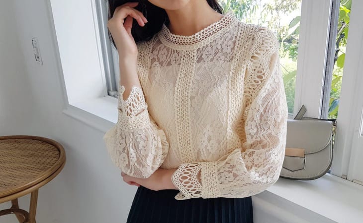 Áo ren hoạ tiết hoa