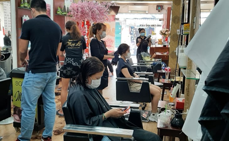 Salon May Luu