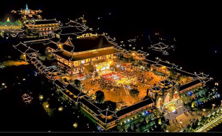 Chùa Ba Vàng