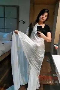 Mumbai escort