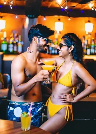 Erotic Bar girl in Mumbai
