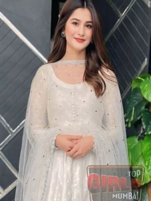 Naina - Featured Mumbai Escort