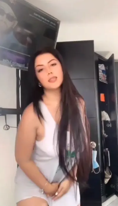 Ayushi - Mumbai Escort Video