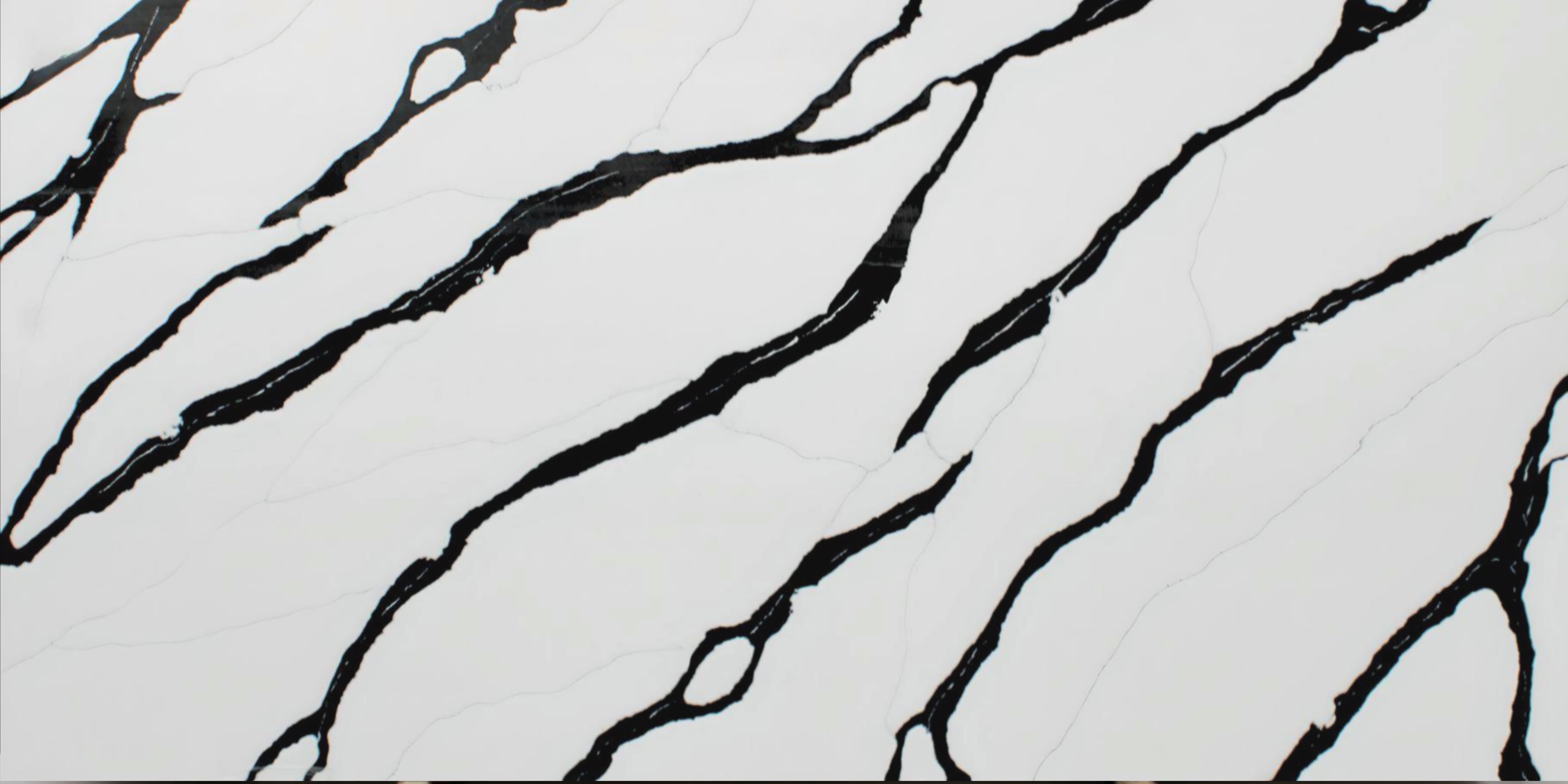 Countertop material with name Calacatta Peace of type Quartz.