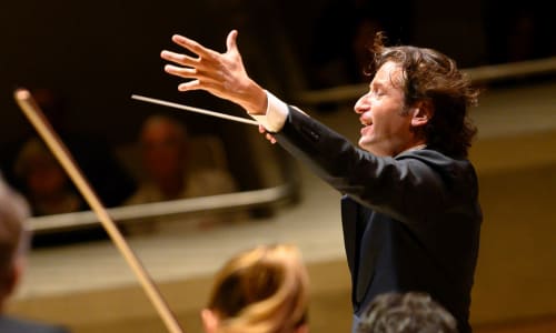 TSO Music Director Gustavo Gimeno conducts the Orchestra