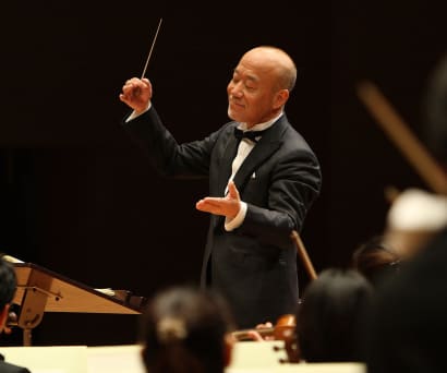 Joe Hisaishi conducting