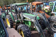 John Deere 6610