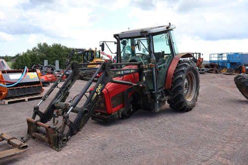 Massey Ferguson 4245