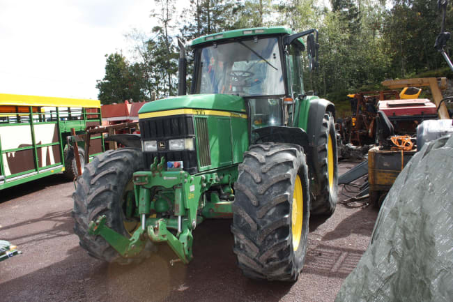 John Deere 6910 - slideshow 17