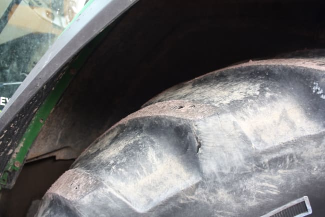 John Deere 6910 - slideshow 12