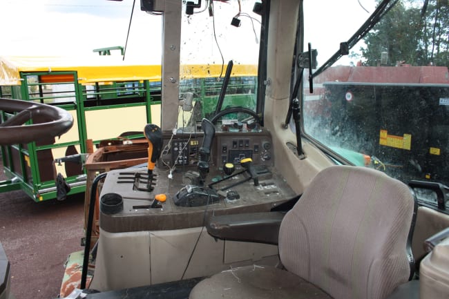 John Deere 6910 - slideshow 6