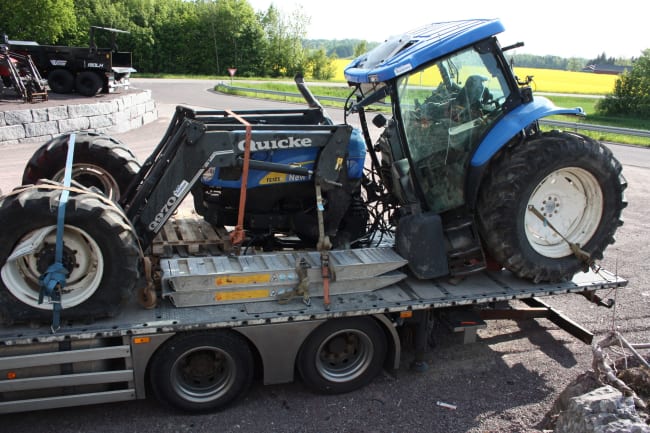 New Holland TS125A