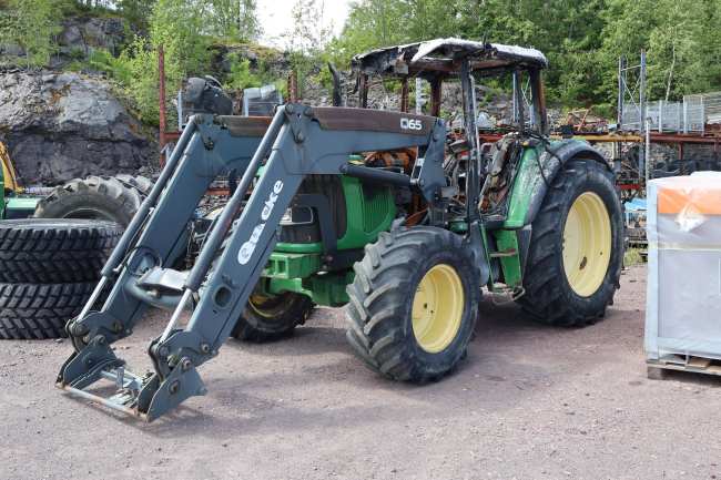 John Deere 6420