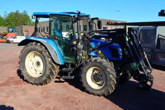 New Holland T5060