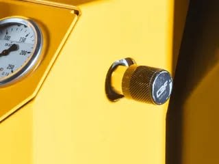 Wirehastighetsventil