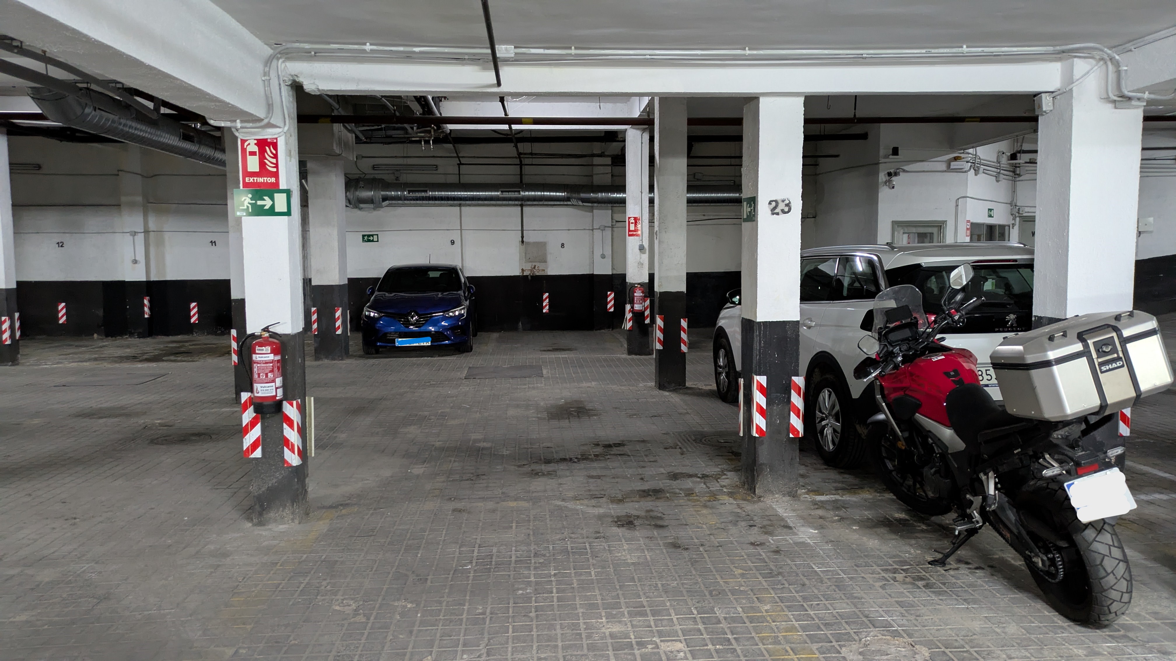 Fotografía 3 de parking-a-la-venta-en-prosperidad-madrid