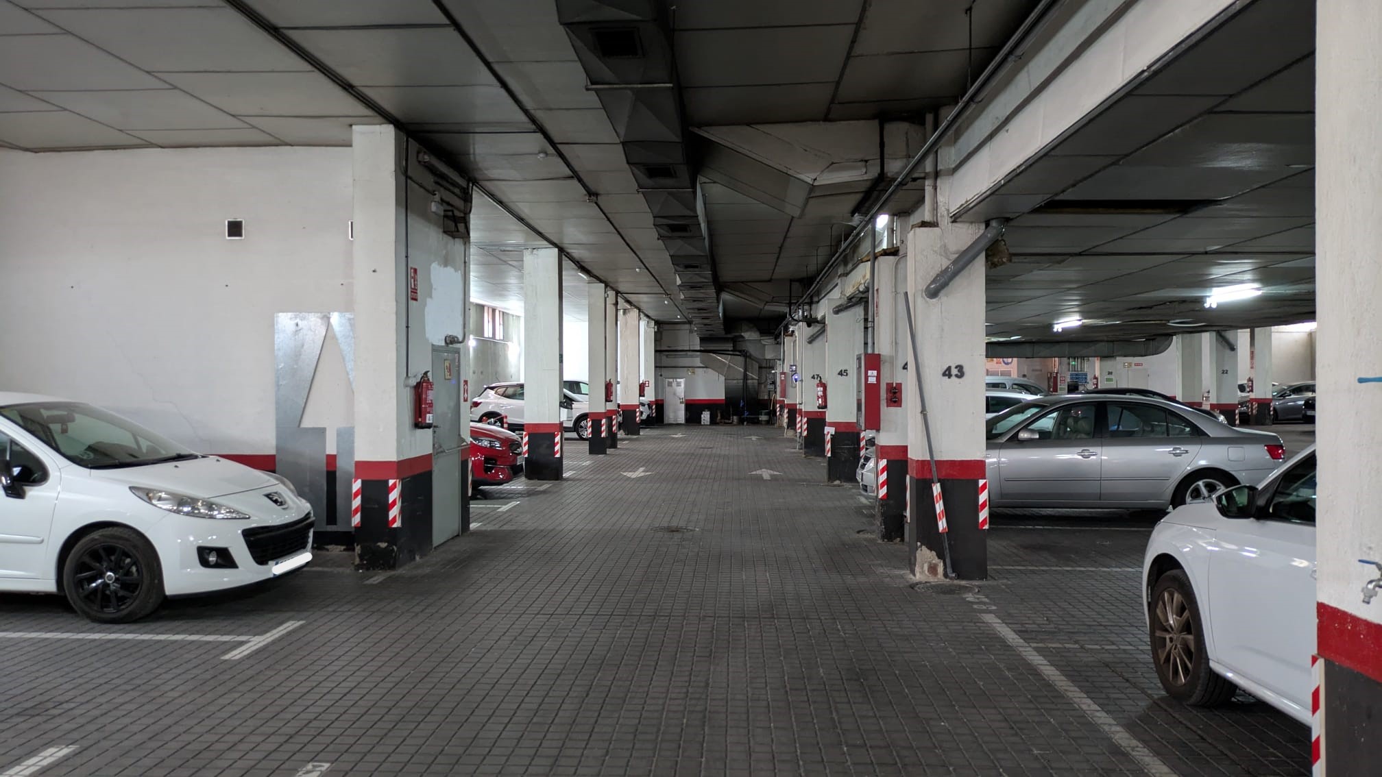 Fotografía 4 de parking-entero-en-vallecas-madrid