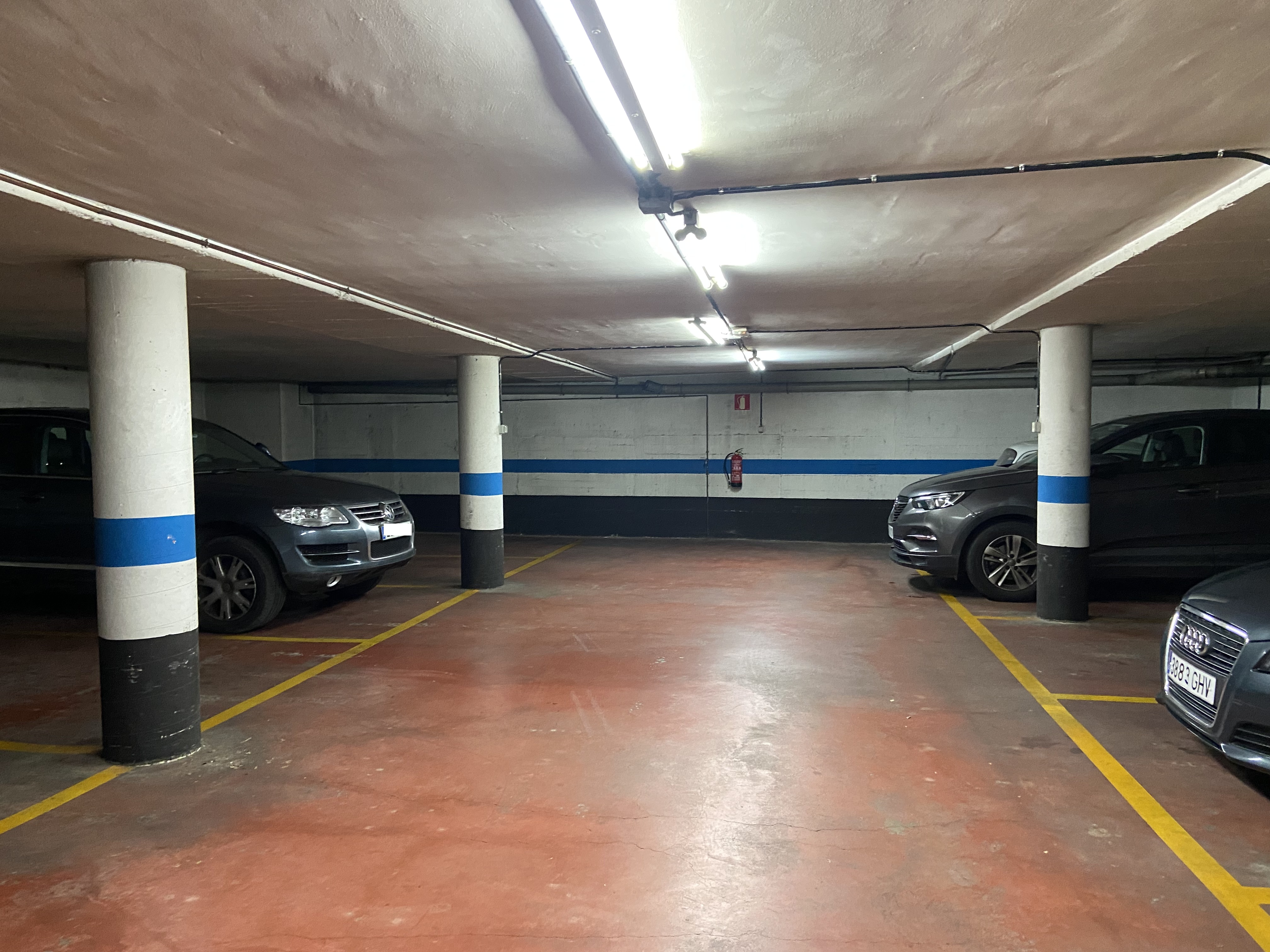 Fotografía 4 de venta-de-66-plazas-de-parking-en-terrassa